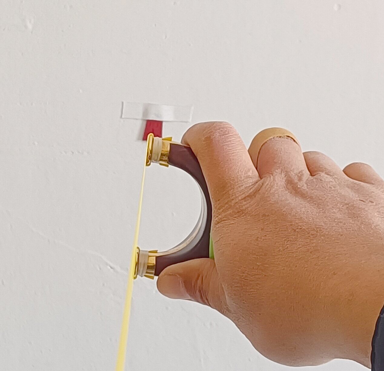 弹弓绑皮筋方头好还是圆头好,圆头快压弹弓伤皮筋怎么处理