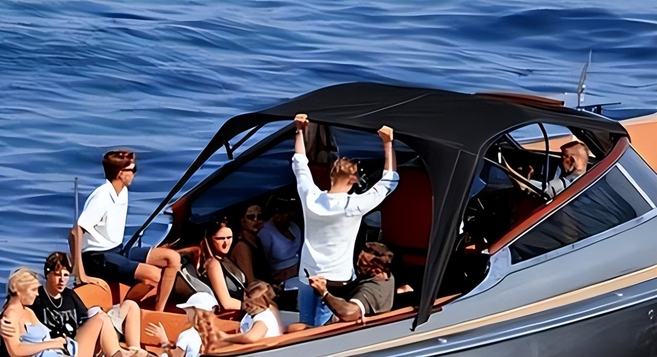 48岁贝克汉姆,46岁维多利亚贝克汉姆