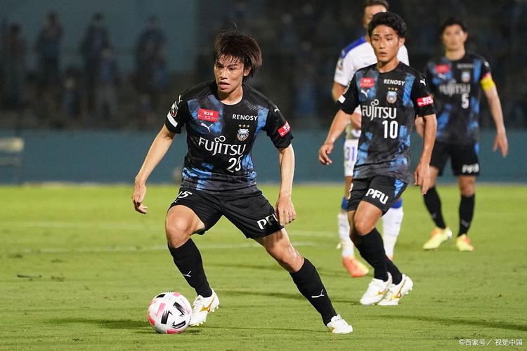 今日竞彩足球4串1实单推荐,周日足球竞彩推荐001