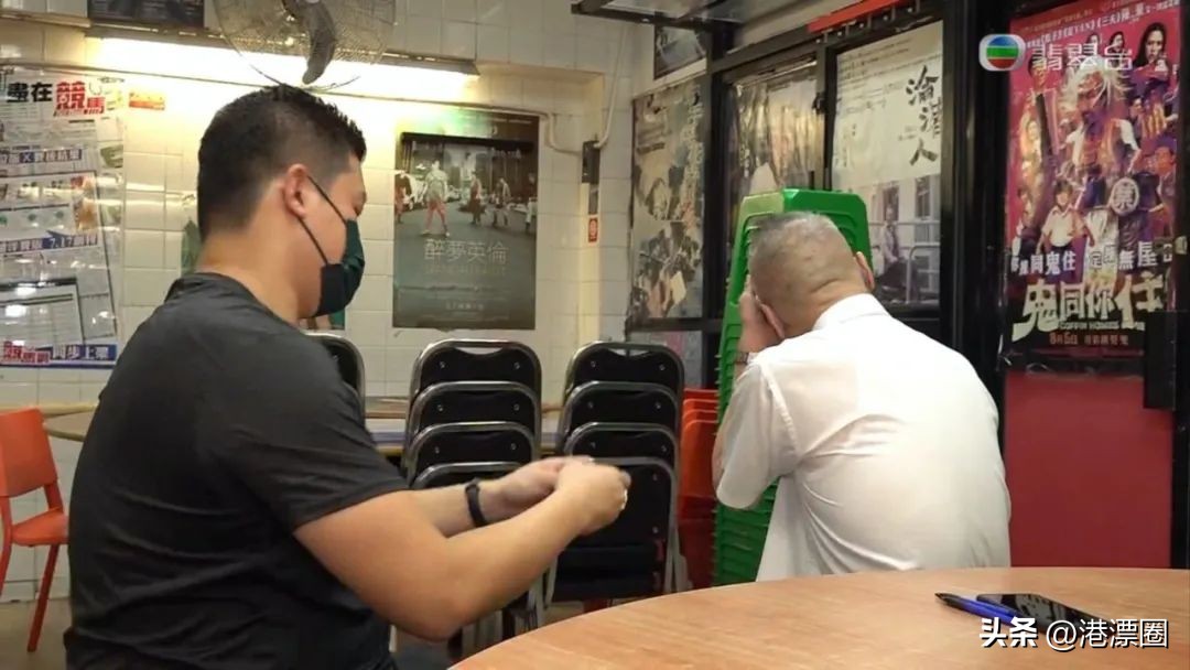 一家店铺宣布关门整条街,一家店突然停业了