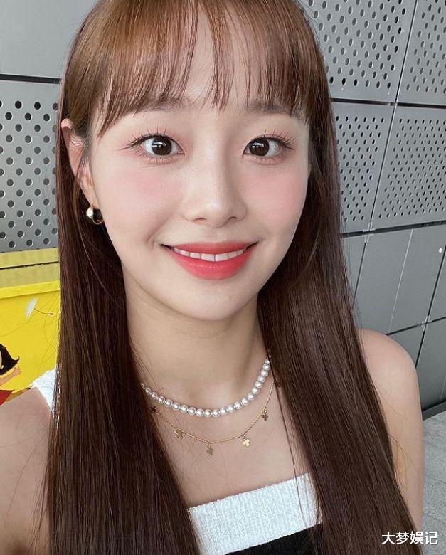 本月少女Chuu遭除名！公司爆她霸凌“员工心灵受创”命令*团退**