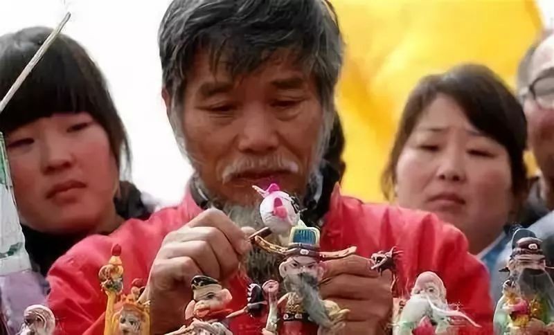 民间艺术吹糖人的发明者 (吹糖人是中国民间传统艺术吗)