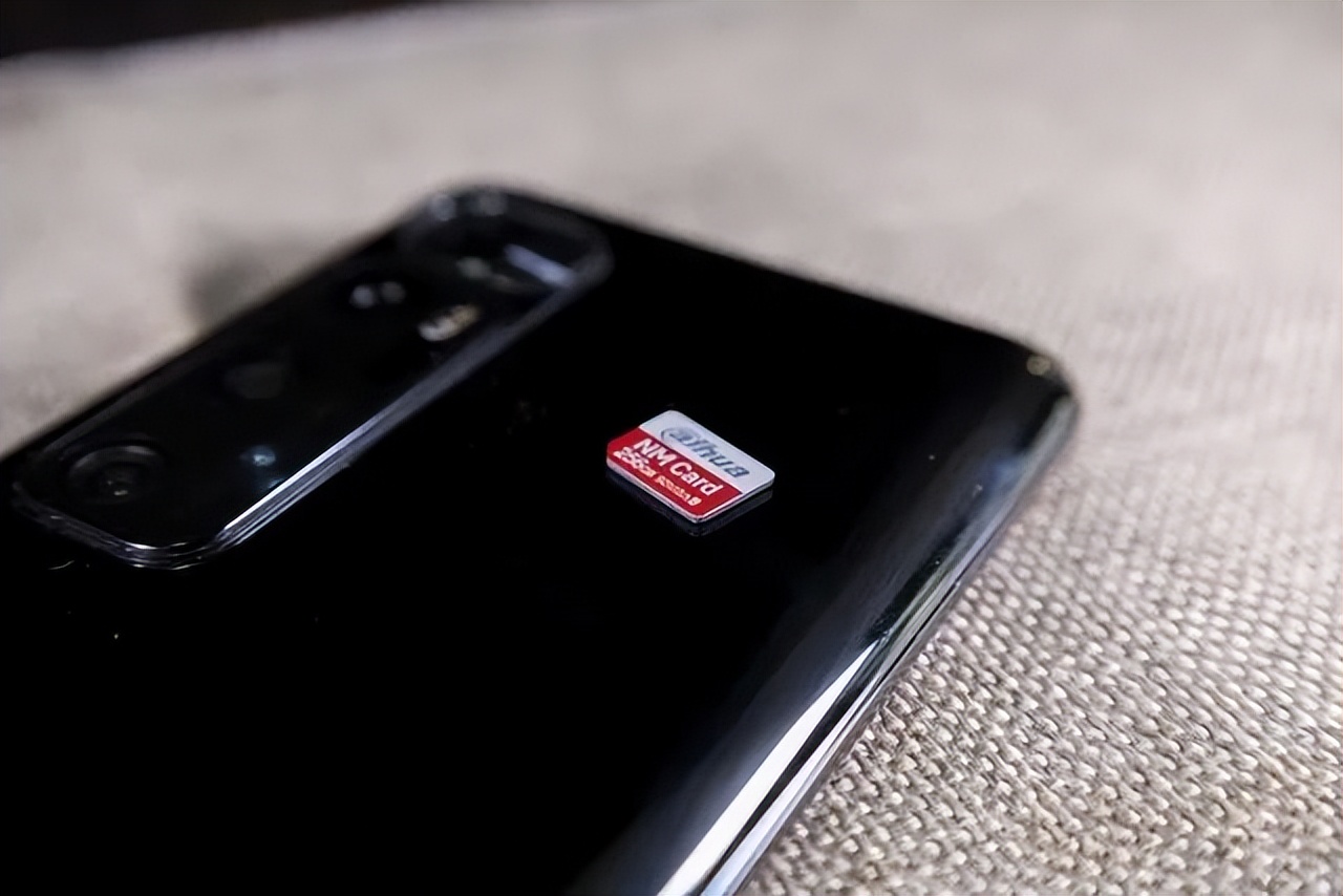 为什么现在手机取消外置存储卡,为什么新款手机不支持储存卡