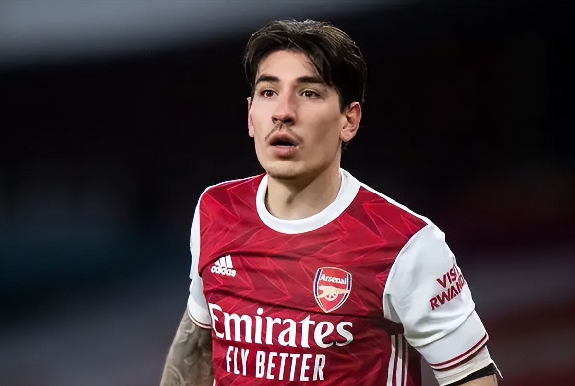 当年的最强右后卫,五大联赛最年轻的中后卫