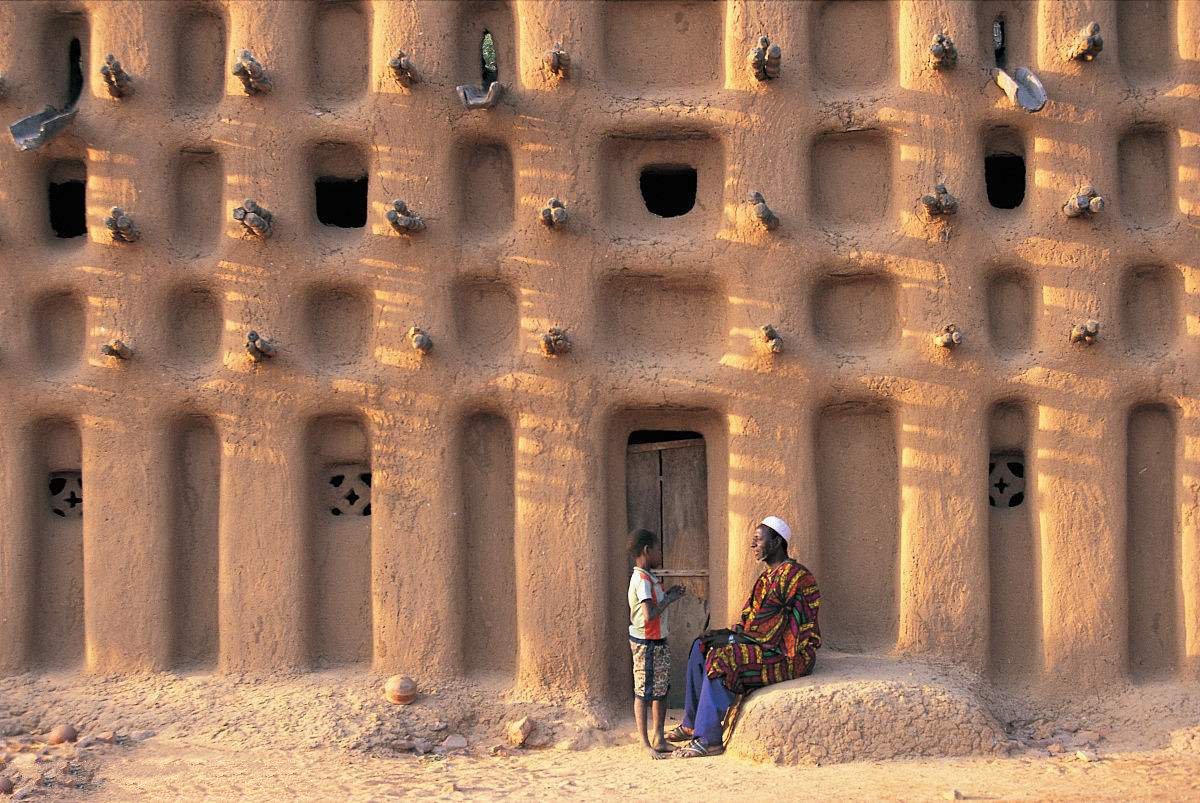 撒哈拉沙漠形成世界最大沙漠原因,世界最大沙漠是撒哈拉沙漠吗