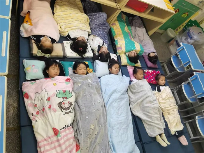 100%躺床睡！陈村全镇公办小学10916名学生“舒心睡”