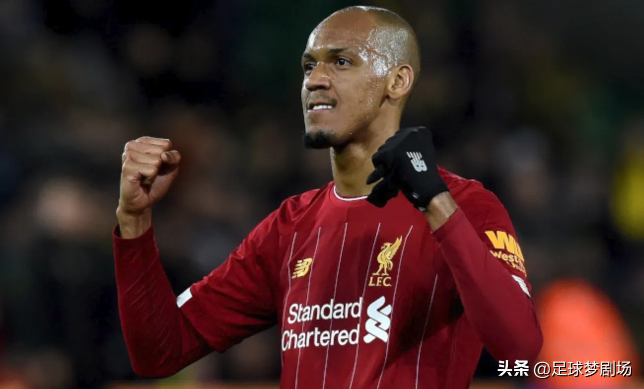 英媒评足坛十大前锋,本季英超最强大的防守型中场