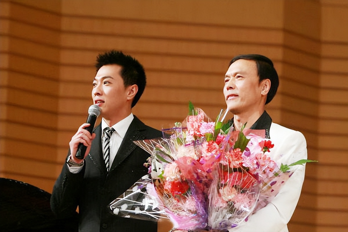 央视播音员顾国宁近况,央视男主播顾国宁图片