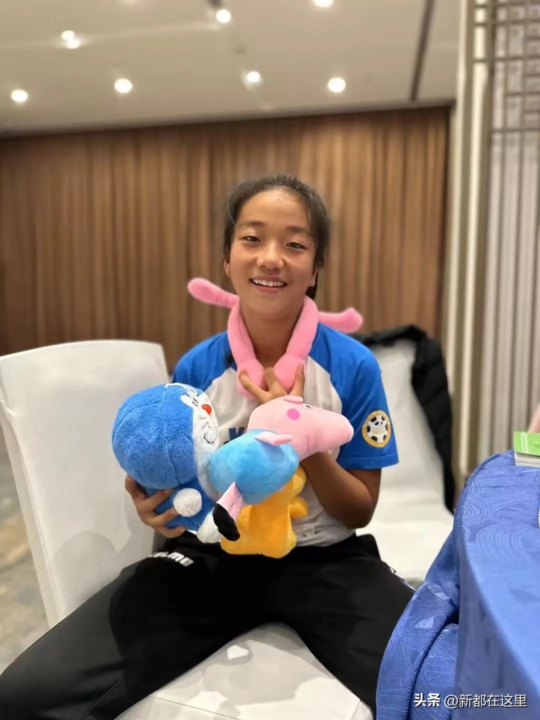 央视频道关注,各大媒体盛赞女足