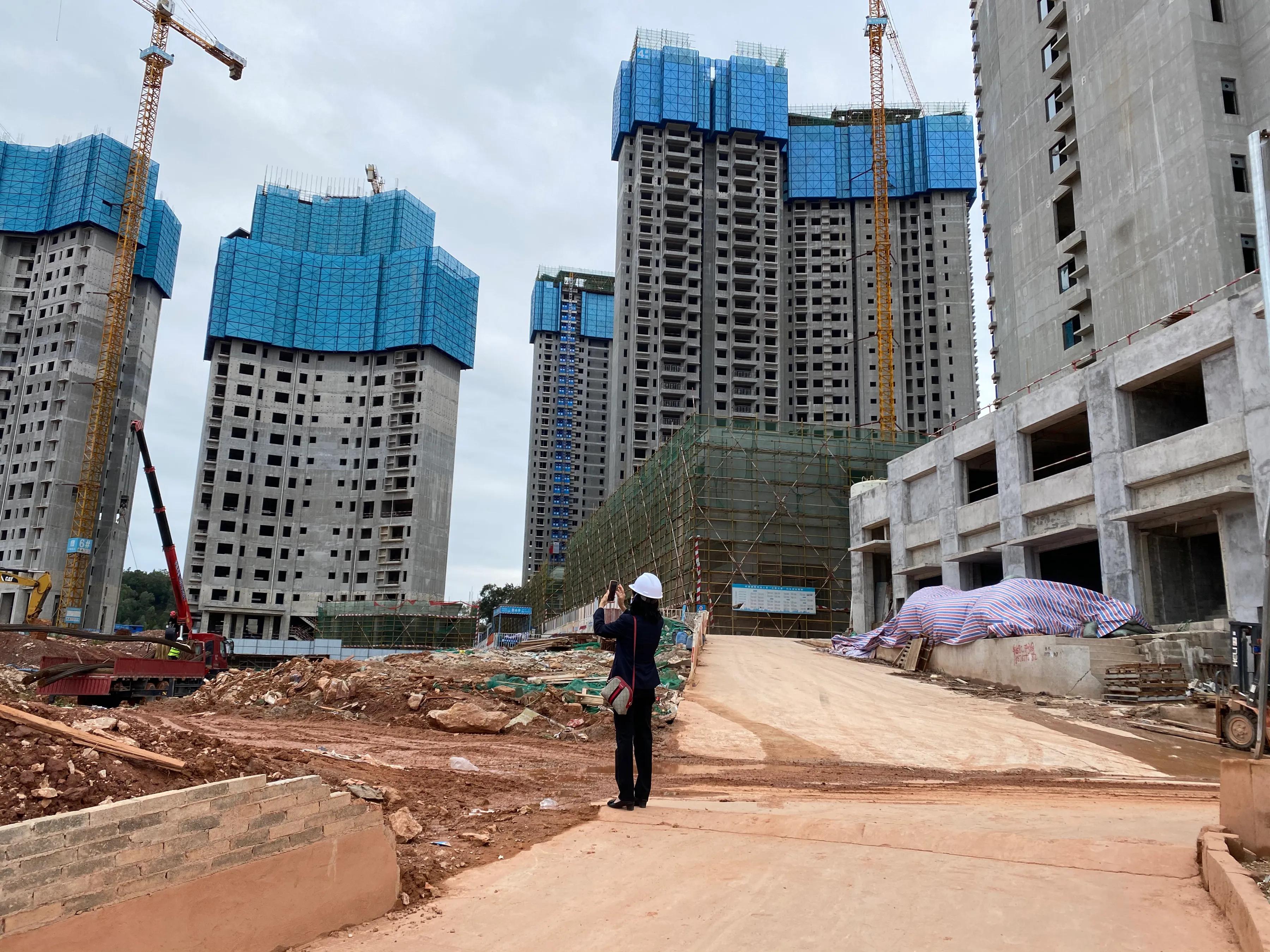 女生适合做工地资料员,40多岁女性学做资料员
