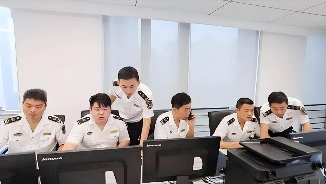 2018年浙江渔民发现豪华游轮,舟山渔民在东海发现无人游轮