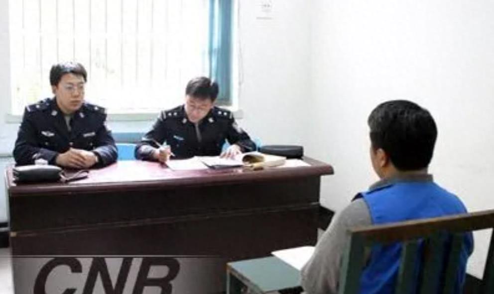 19岁湖南老将因猥亵5岁女儿而被女友陷害，他试图自杀并永久残疾