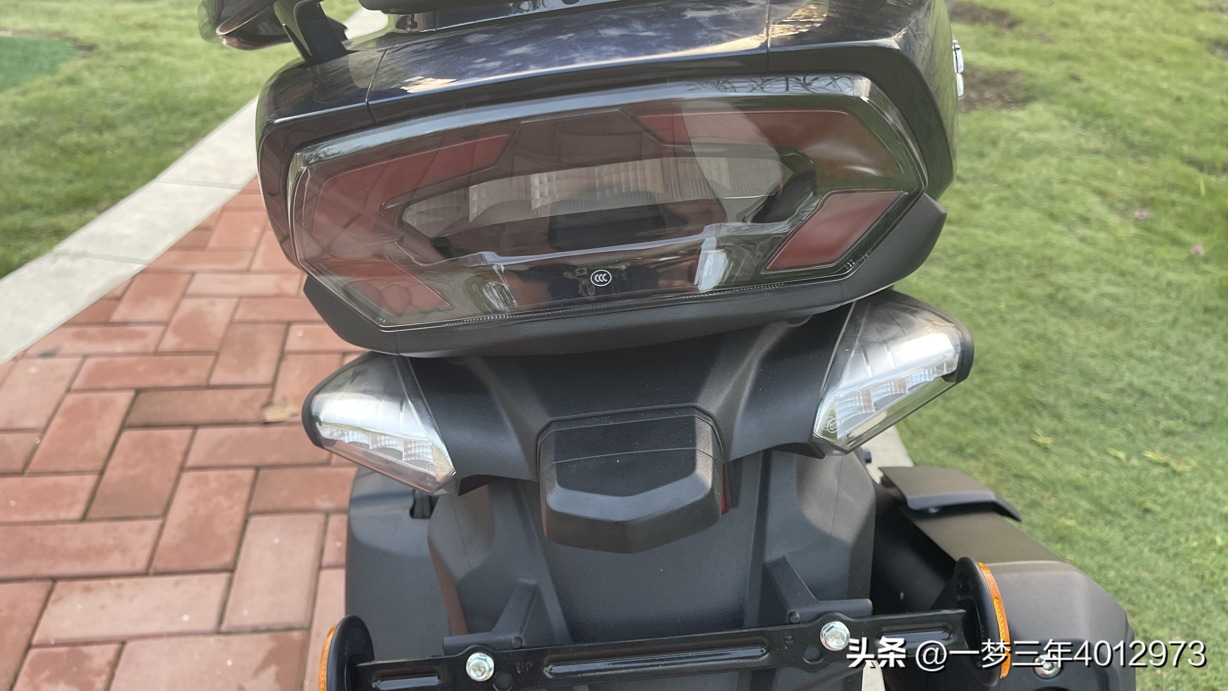 豪爵uhr150踏板水冷极速多少,豪爵uhr150踏板最新评测