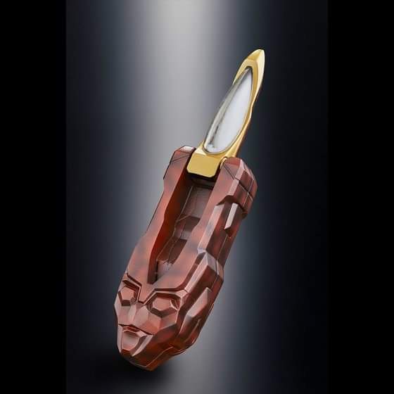 ​新生代戴拿变身器公开，将以特殊方式联动卡牌变身