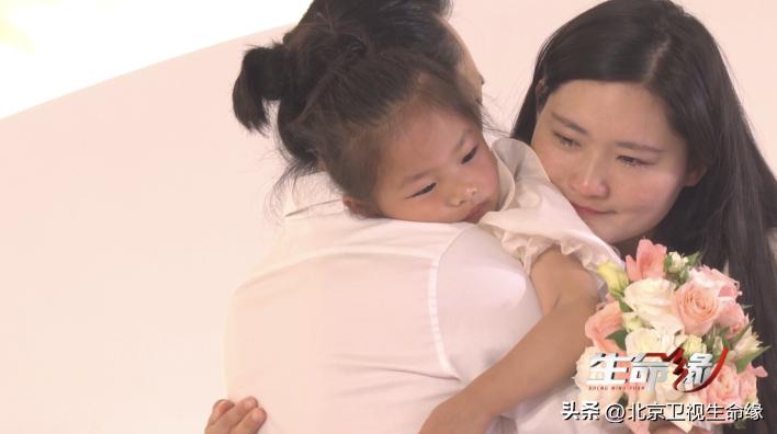 一名婚庆策划师孕期查出肠癌晚期，冒险产子挺过三年还跳起了广场舞！