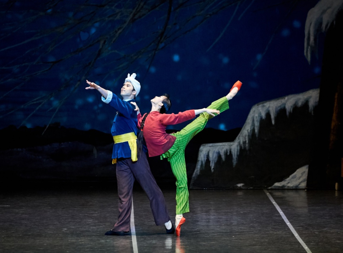 白毛女演大春的凌桂明年龄是多少,1965年版舞剧白毛女全集