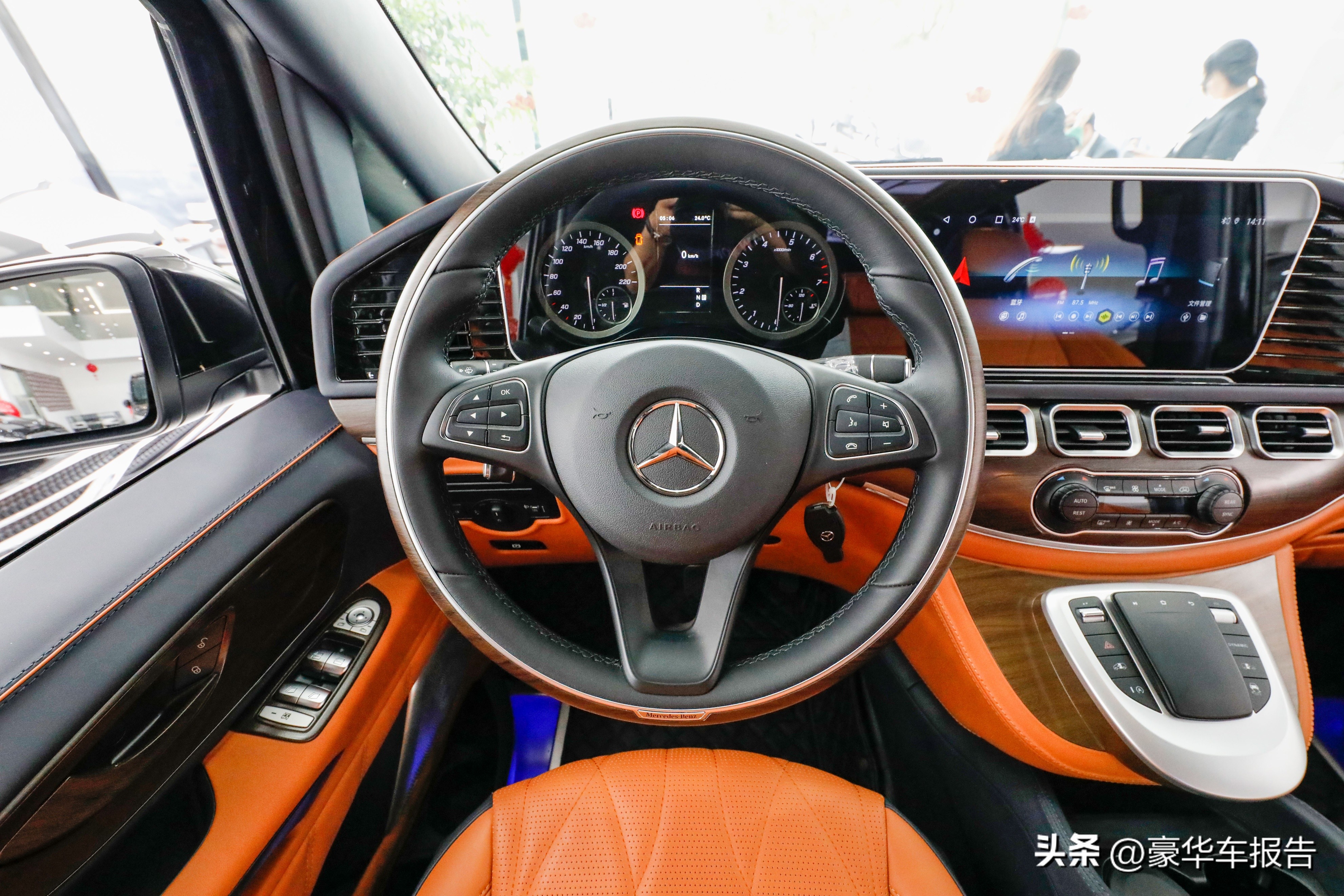 奔驰头等舱豪华版,奔驰头等舱商务车