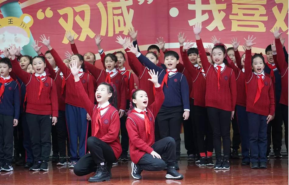 开学啦听听新生的感受,开学了看一下宿舍的环境