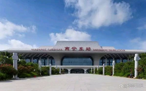 我国最酷10座高铁站，颜值“爆表”争奇斗艳，个个都是网红打卡地