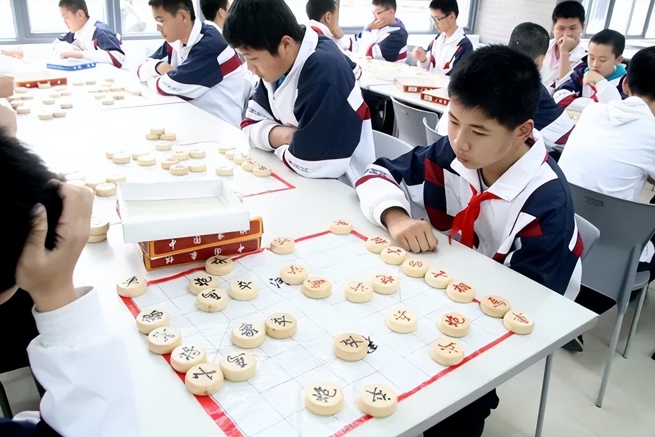 初中成绩排名稳定,中考降分的民办学校