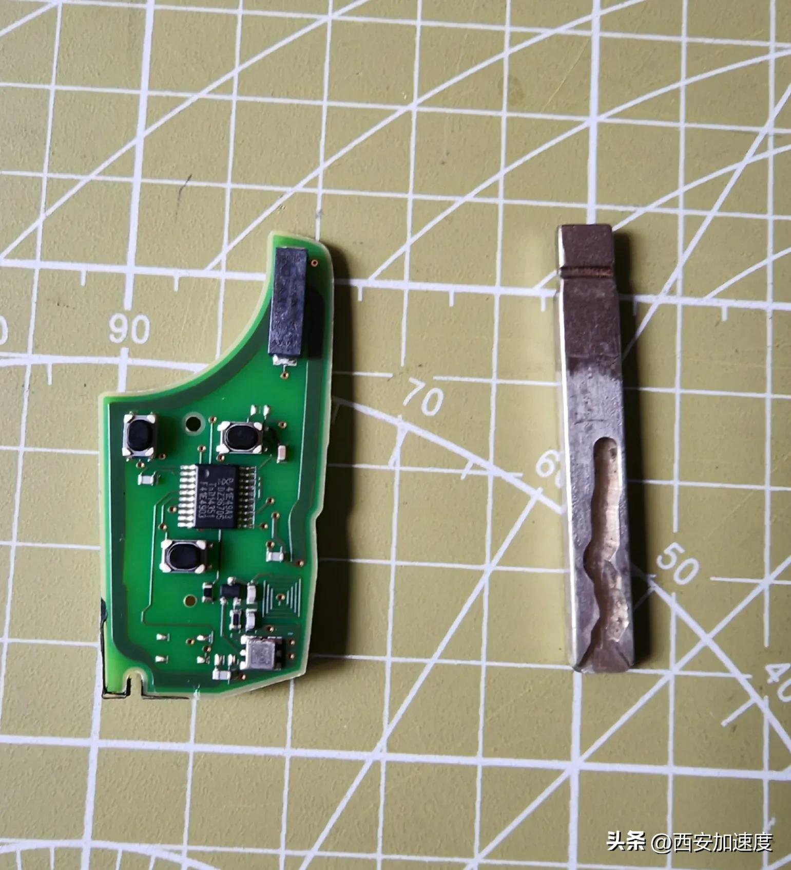 科鲁兹钥匙壳换新款外壳,怎么换汽车遥控器钥匙外壳