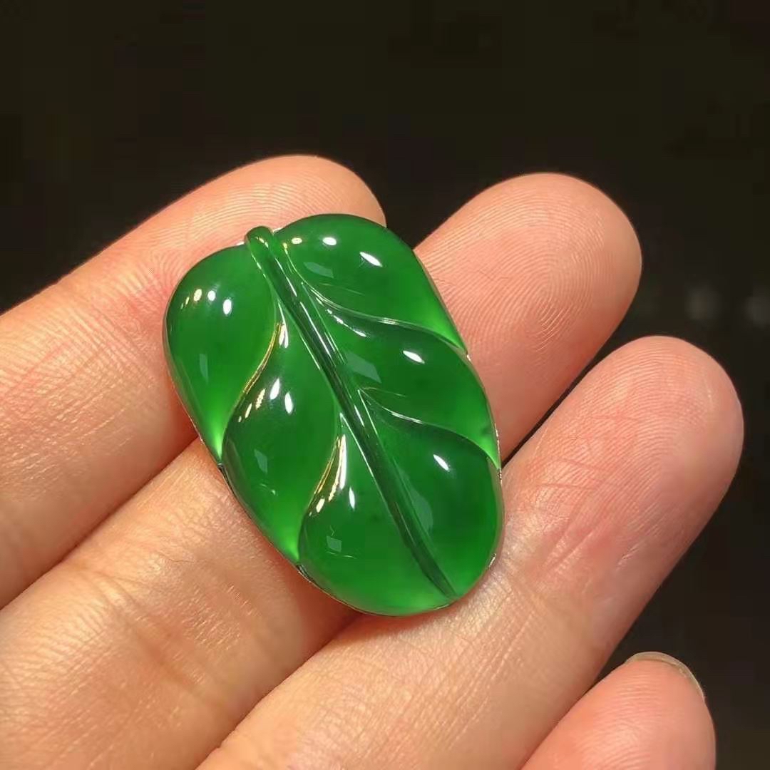 “莫塔料”翡翠到底值不值得购买？一文读懂翡翠的成因与产地