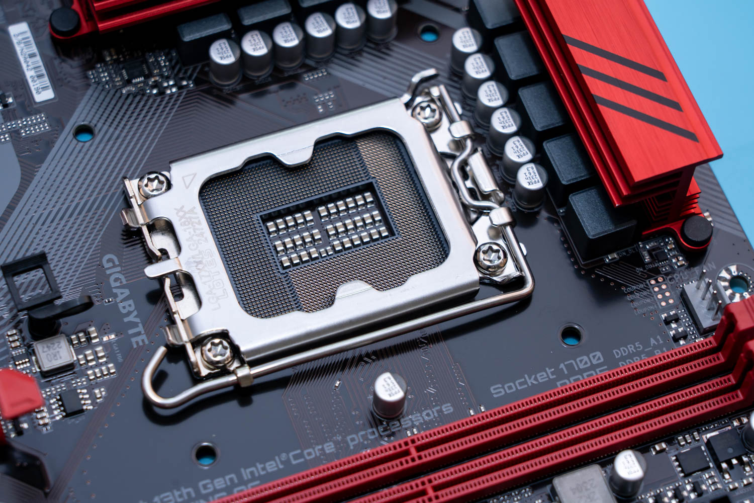 技嘉b760m魔鹰wifi,技嘉b760m魔鹰wifi版几项供电