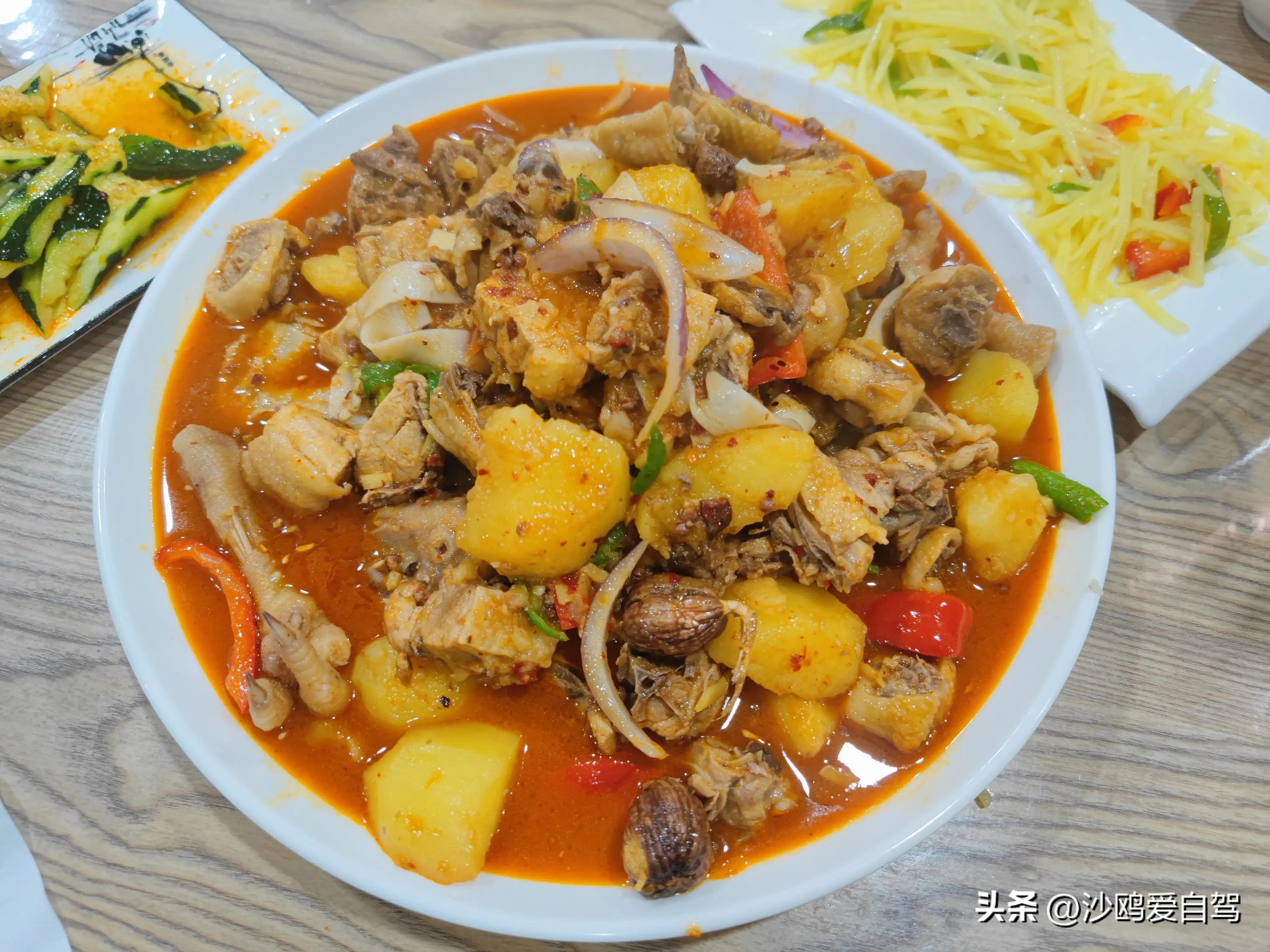 自驾四进*藏西***疆新**第12天:人在囧途:当惹雍措圣湖边陷车,轮胎鼓包