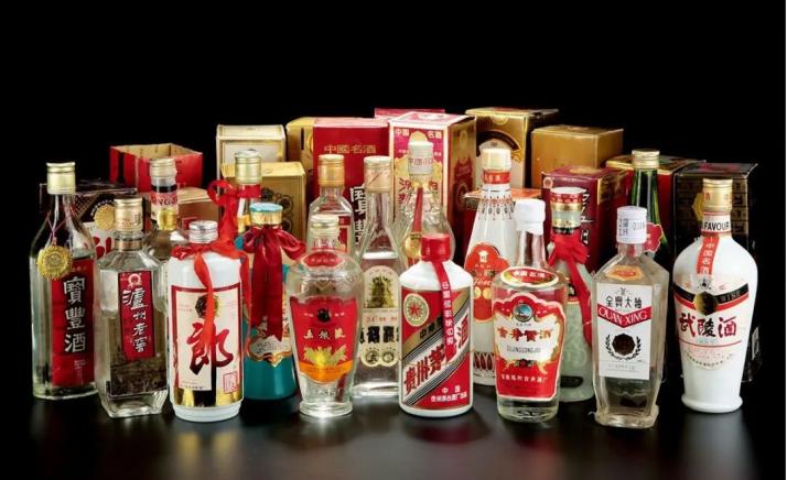 中国四大名酒为什么没五粮液,与茅台五粮液并列的名酒还有哪些