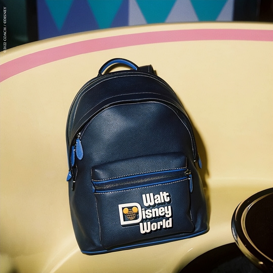 coach和迪士尼联名包米奇,coach双肩包迪士尼联名二手