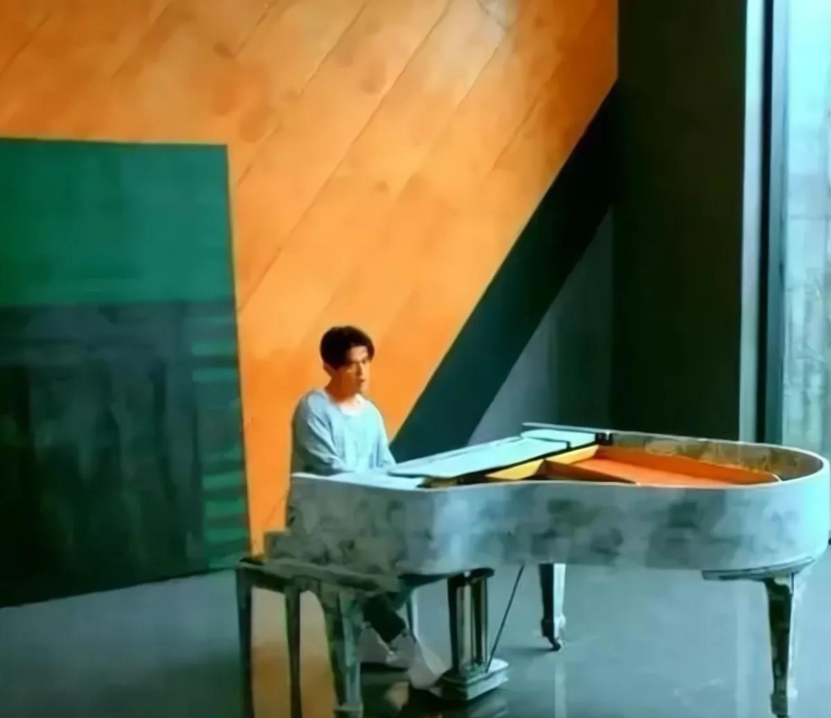 周杰伦1600万的车,周杰伦的飞机和30辆跑车