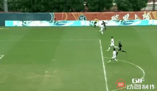 罗慕洛时隔308天重返中超,足坛新星帽子戏法