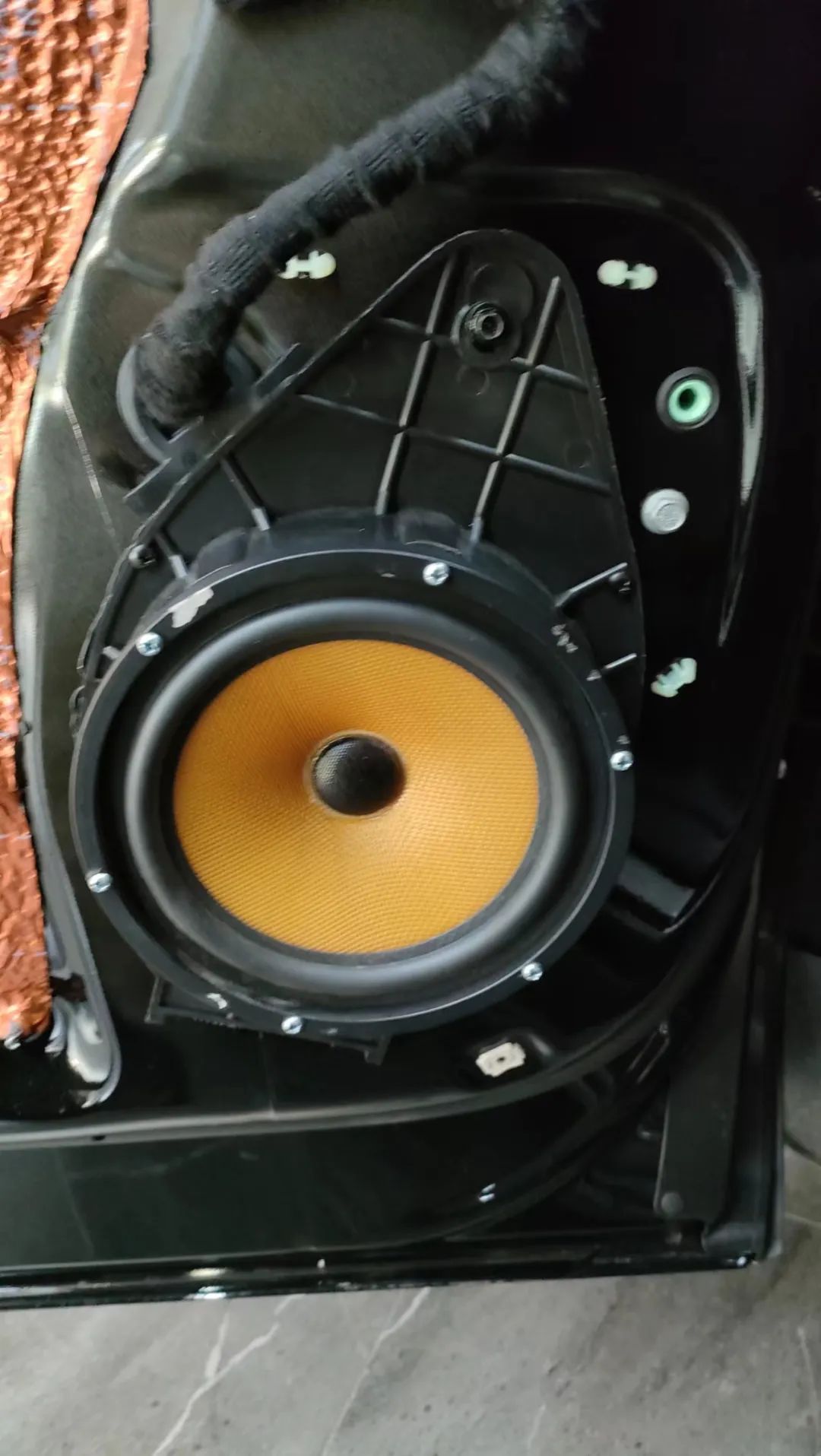 昂科旗四驱尊享旗舰音响调校,别克昂科旗音响效果怎么样