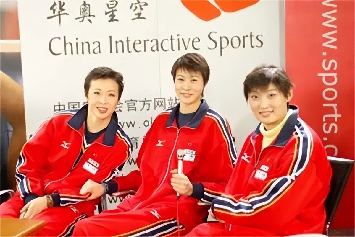 中国女排国手杨昊,中国女排杨昊和刘亚男