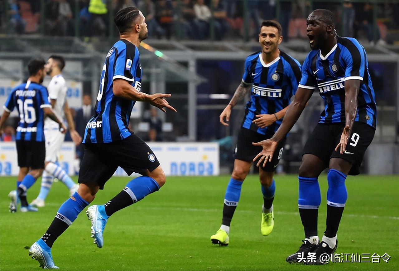 一客场和二客场球衣有什么区别,22-23巴萨第三客场球衣