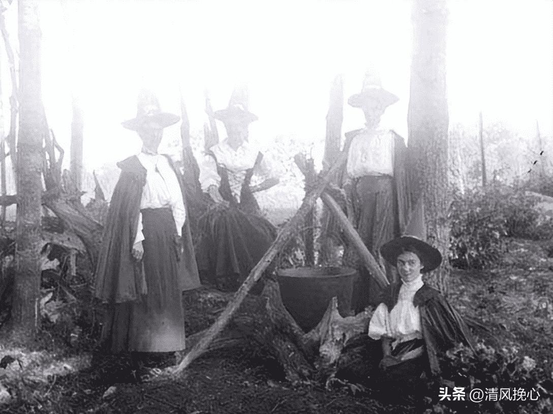 毁三观:旗人格格大腿岔开豪放洗衣,地主三妻四妾不输女明星2