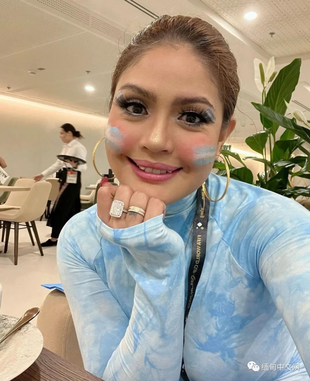 缅甸豪宅女生,缅甸美女豪宅