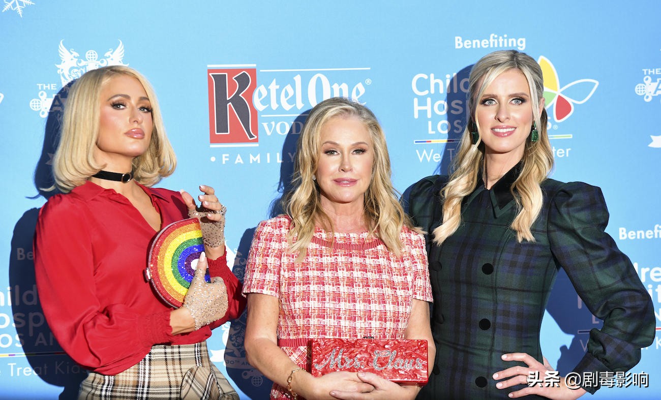 涓夋鎮斿灏忚,涓夋鎮斿