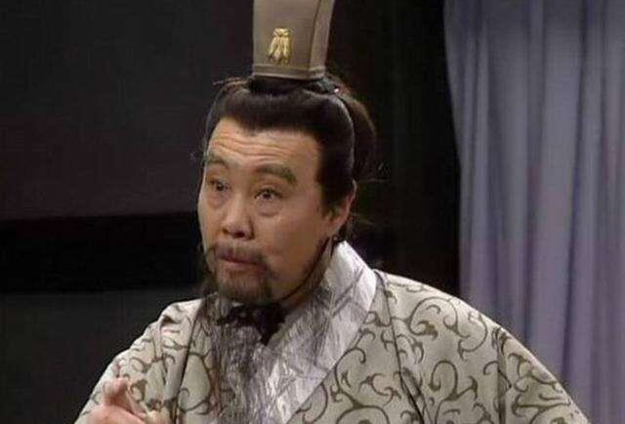 陶谦自己有两个儿子,为什么把徐州让给刘备,他是出于真心的吗?