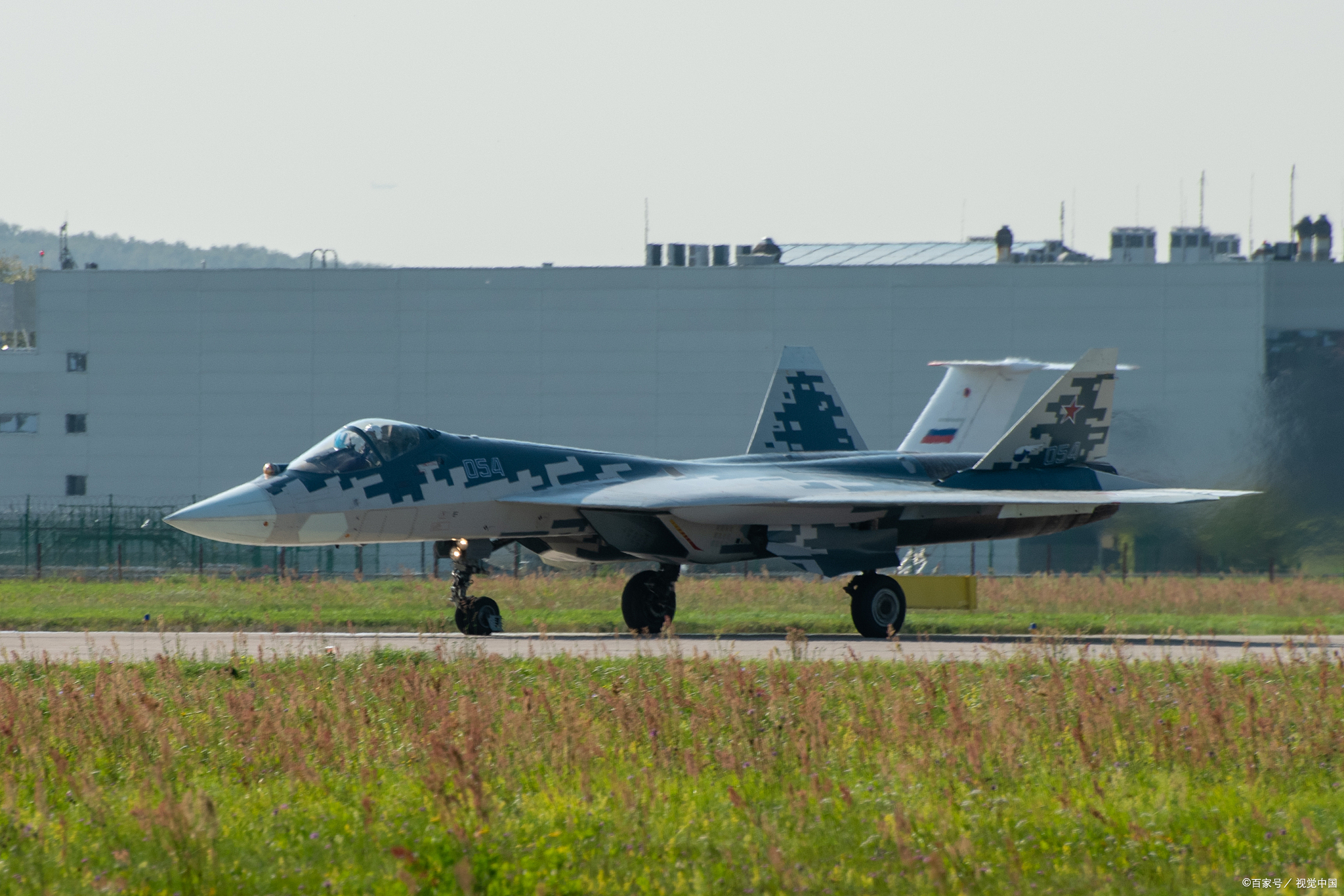 购买中国战斗机不给钱，中国七次*债追**无果，至今都没还清尾款