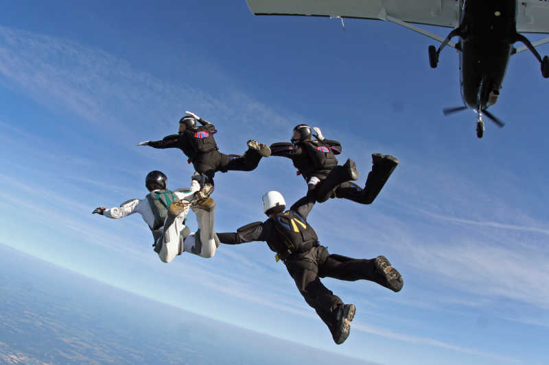 民航飞机坠毁后续赔偿,航空公司飞机失事航空公司赔偿吗