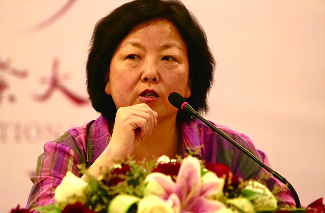 写日记诋毁中国，扬言替14亿国人给世界道歉，方方下场让人称快