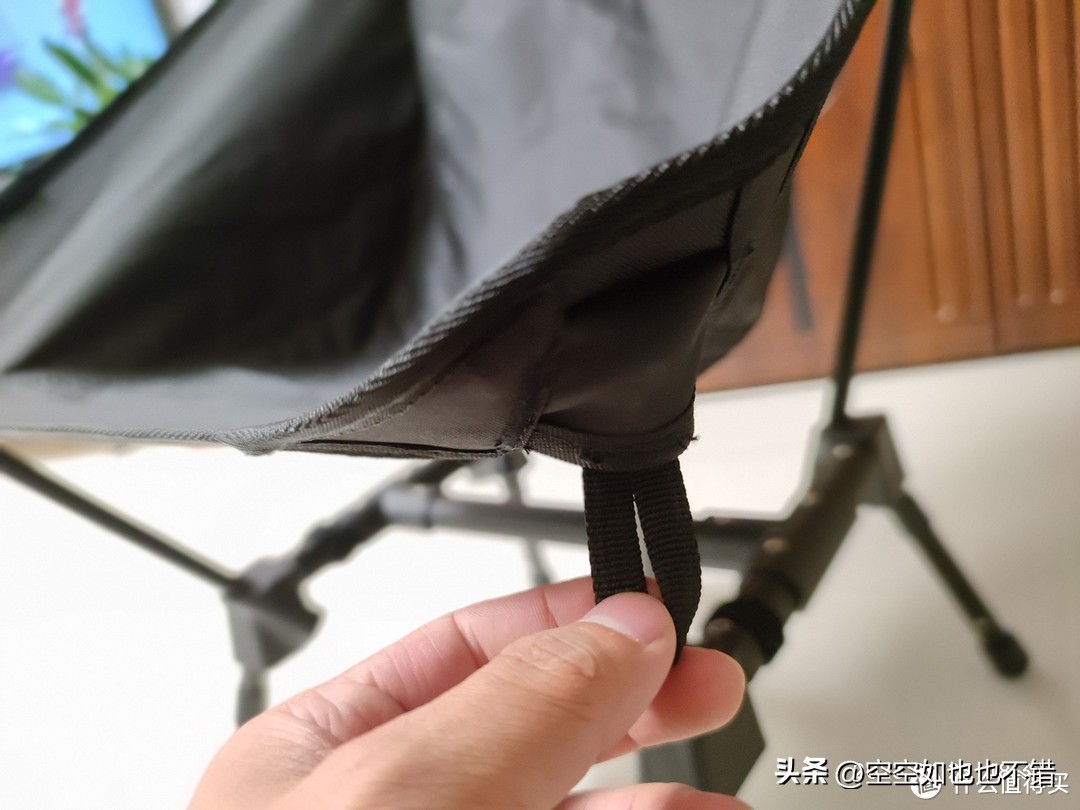 同样是露营用的月亮椅，为何有的几十元，有的却要几百块？