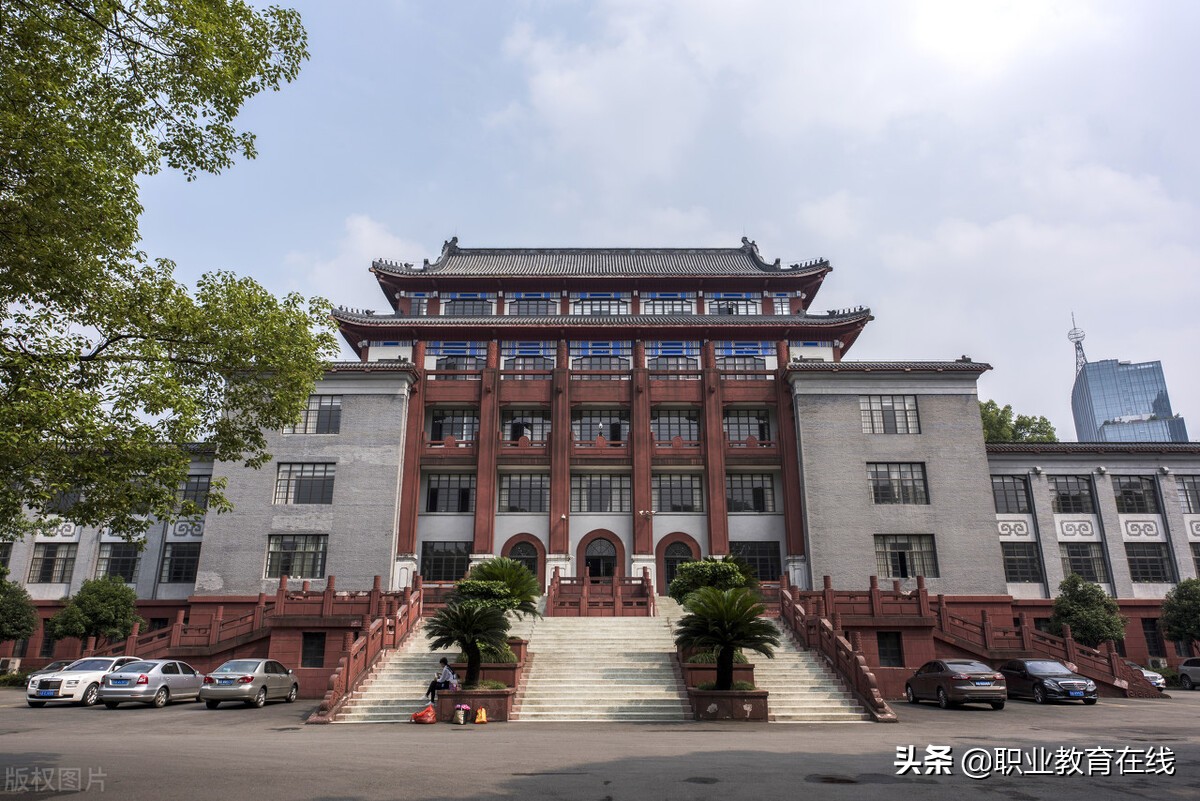 成都大学最真实的评价,成都市大学好不好