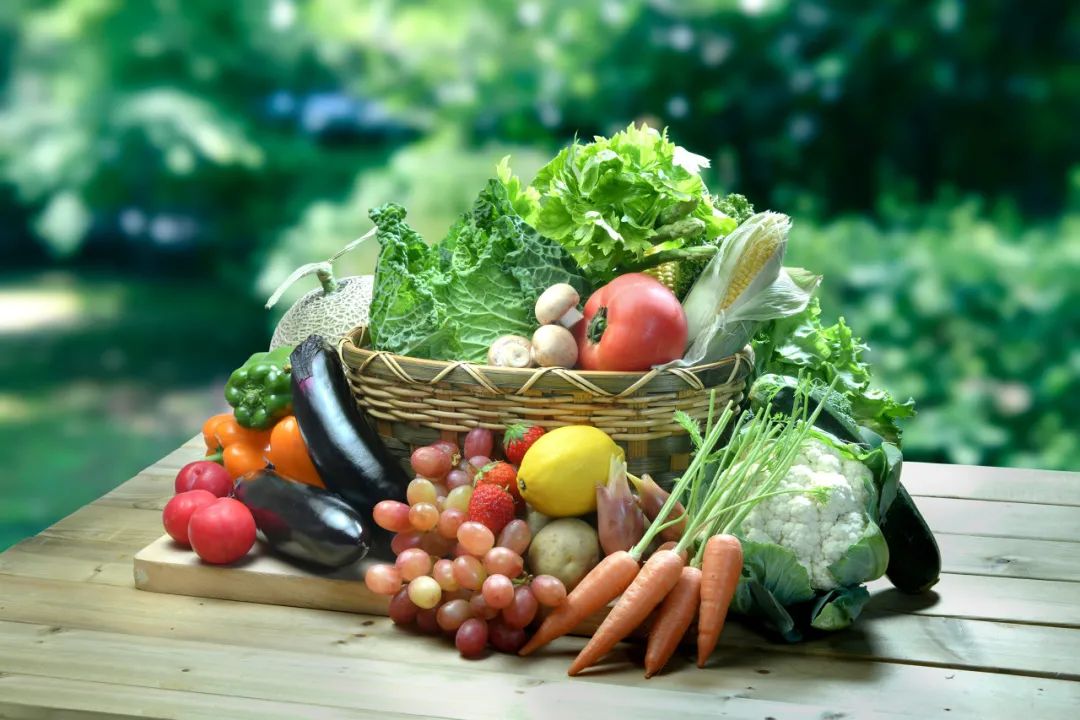 野菜是不能随便吃的,郊外的野菜别乱吃当心中毒过敏