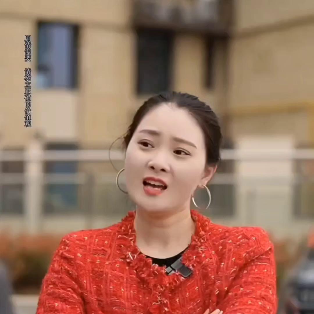 正确的三观远比漂亮的五官更重要,精致的五官远不如正确的三观