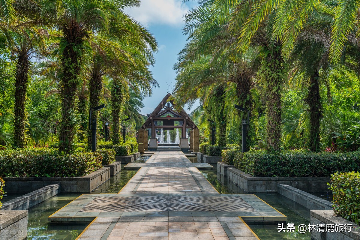 中国最有名的温泉小镇,冬天天然泡温泉度假的地方