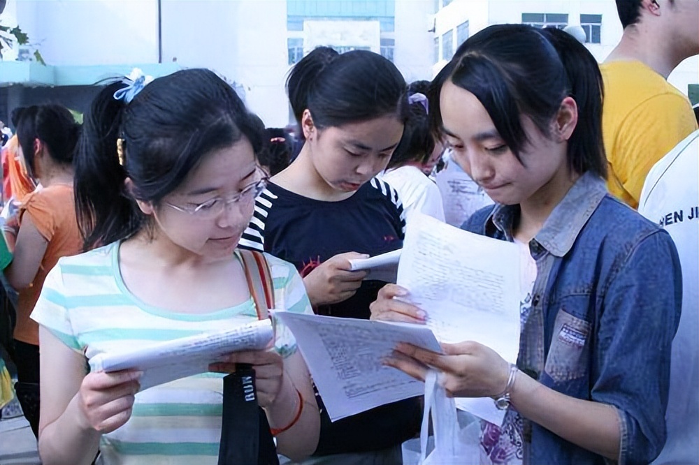 专科生不用升本就能直接考研吗,专科生不需要升本就能直接考研吗