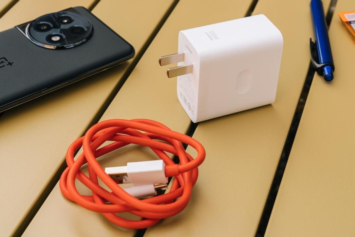 2022年想换手机推荐苹果还是华为,2023年最值得入手的手机有哪些