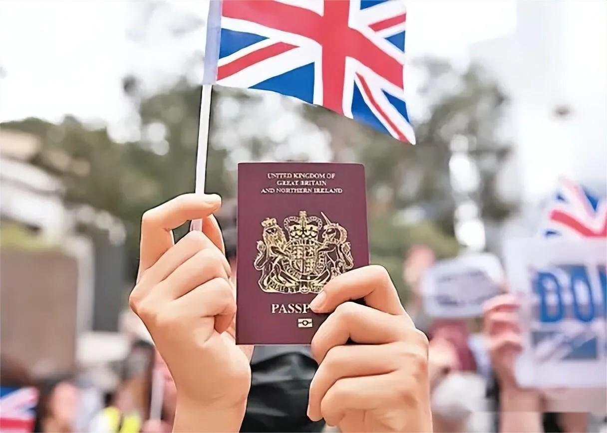 港媒:移英黄丝抑郁自杀,部分黄丝已回流或正在准备回流香港!